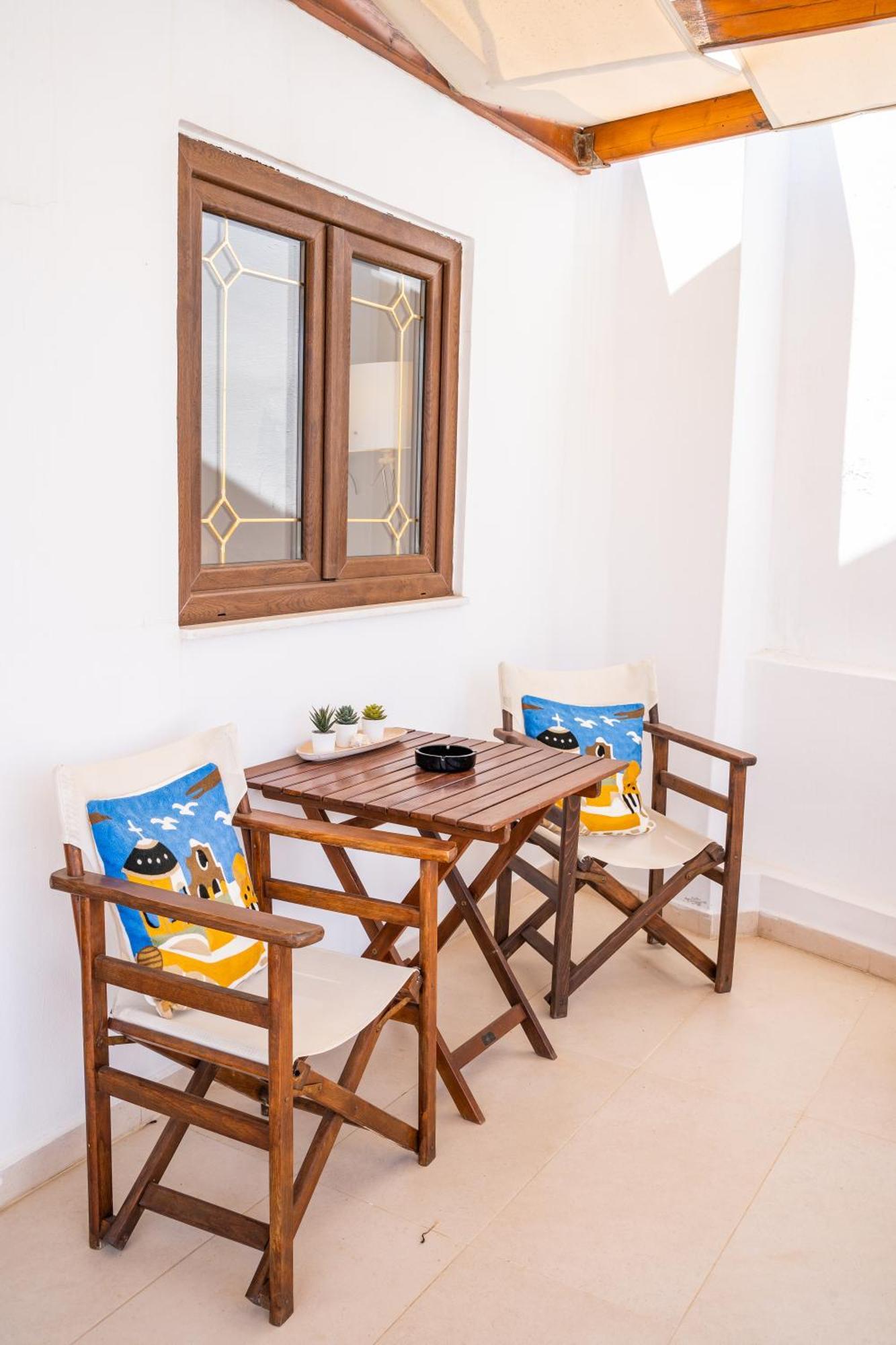 Ferienwohnung Mimis & Connie 2 Karpathos Exterior foto